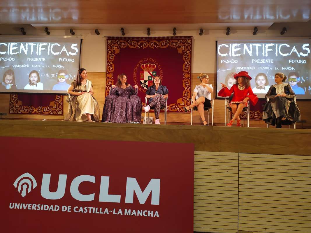Women Scientists: Past, Present and Future. UCLM. - 10