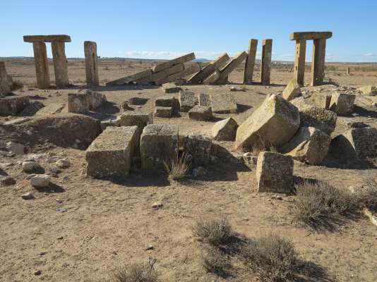 Excavaciones arqueológicas en HB BEGAR (región de Kasserine, Túnez). Septiembre-octubre 2023