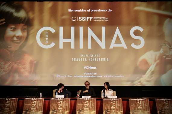 PREESTRENO "CHINAS" + COLOQUIO