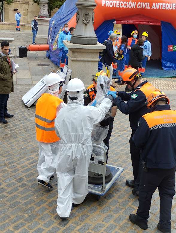 16/11/2022. El GREPAC participa en el simulacro de emergencia (terremoto, incendio e inundación) en el Museo de la Ciudad y en el Archivo Municipal de Antequera (Málaga)