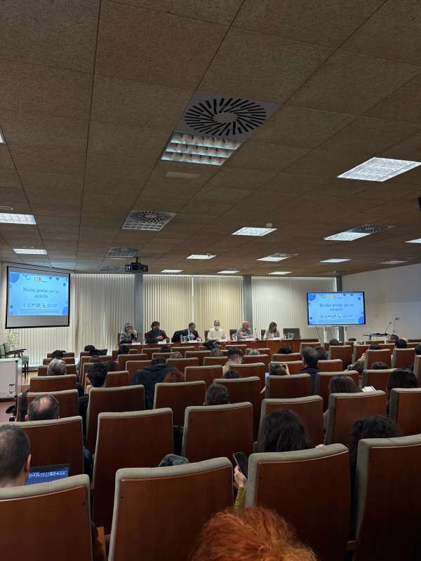 Éxito del Workshop CARESOIL 2025 en la Facultad de Farmacia - 2