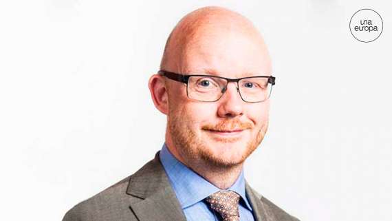 Entrevista a James Smith, Vicepresidente Internacional de la Universidad de Edimburgo y Presidente de la Junta Directiva de Una Europa.