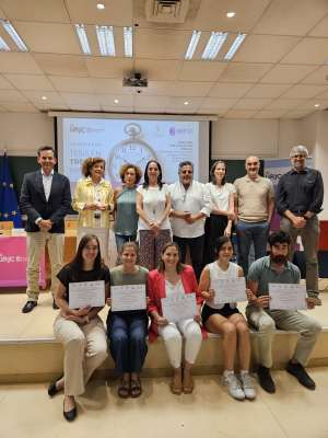 Julia ganadora de la fase regional 2026 del concurso
