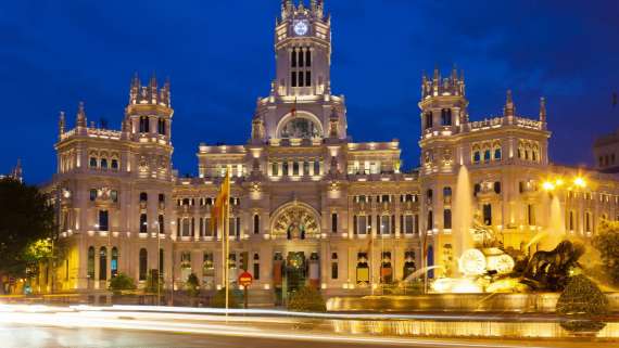 Abierta la convocatoria de los Premios Madrid Accesible 2026, impulsados por el Ayuntamiento de Madrid, para reconocer los mejores TFG, TFM y tesis doctorales sobre accesibilidad universal y diseño para todas las personas.