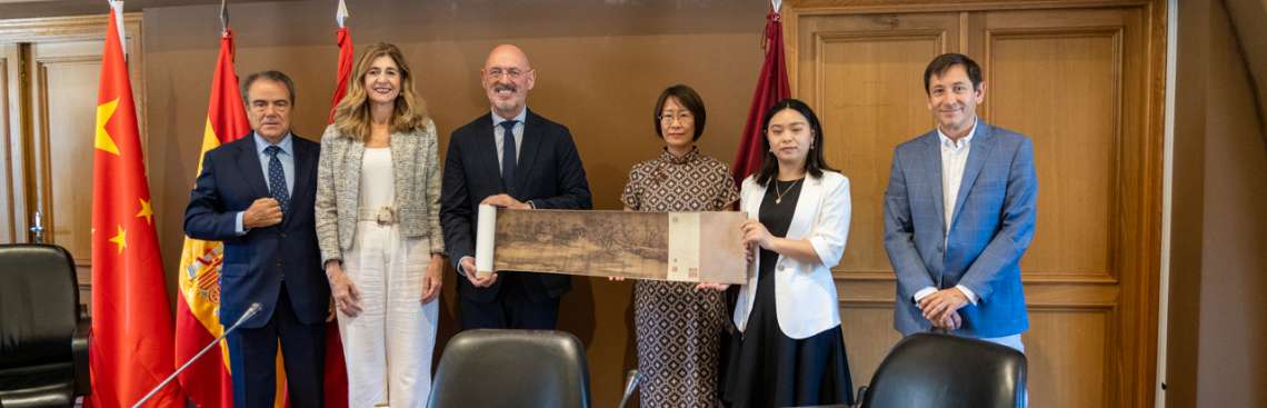 La Universidad Complutense de Madrid ha recibido la visita de una destacada delegación de la China Education Association for International Exchange (CEAIE). - 1