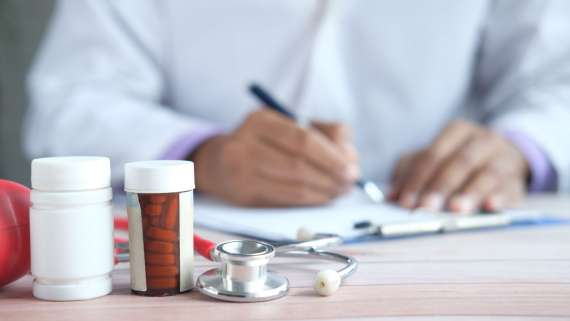 Se convoca proceso selectivo para cubrir sesenta y cuatro plazas del Cuerpo Facultativo de Sanidad Penitenciaria.