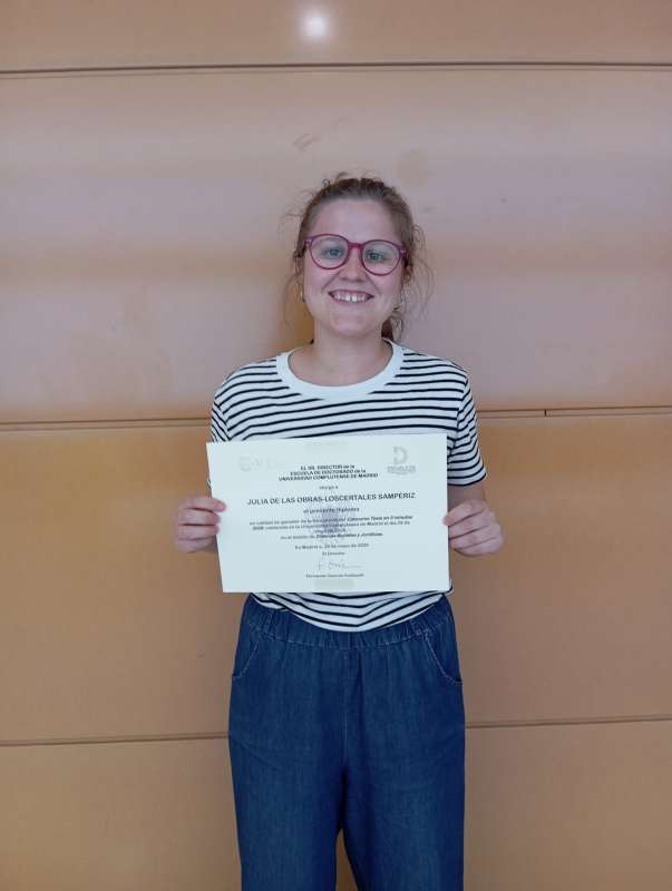 ¡Enhorabuena! Julia de las Obras gana la fase complutense del concurso Tesis 3 minutos - 1