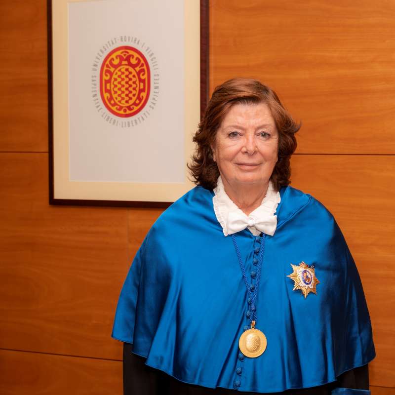 Dr. María Vallet-Regí awarded honorary doctorate by Rovira i Virgili University. - 22