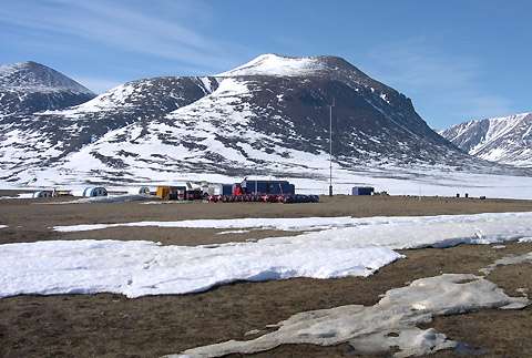 Expedición "PaleoGreen" a Zackenberg en el noreste de Groenlandia / Expedition "PaleoGreen" to Zackenberg in northeastern Greenland