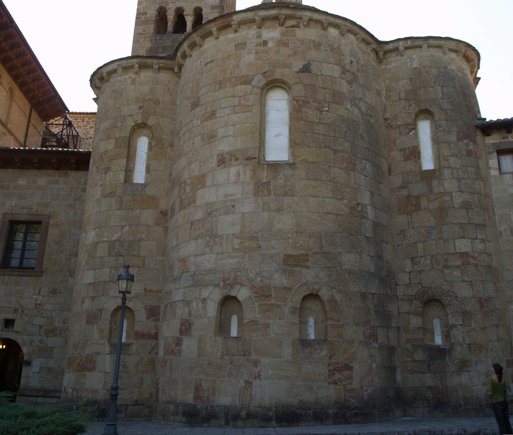 Cabecera de San Salvador de Leire