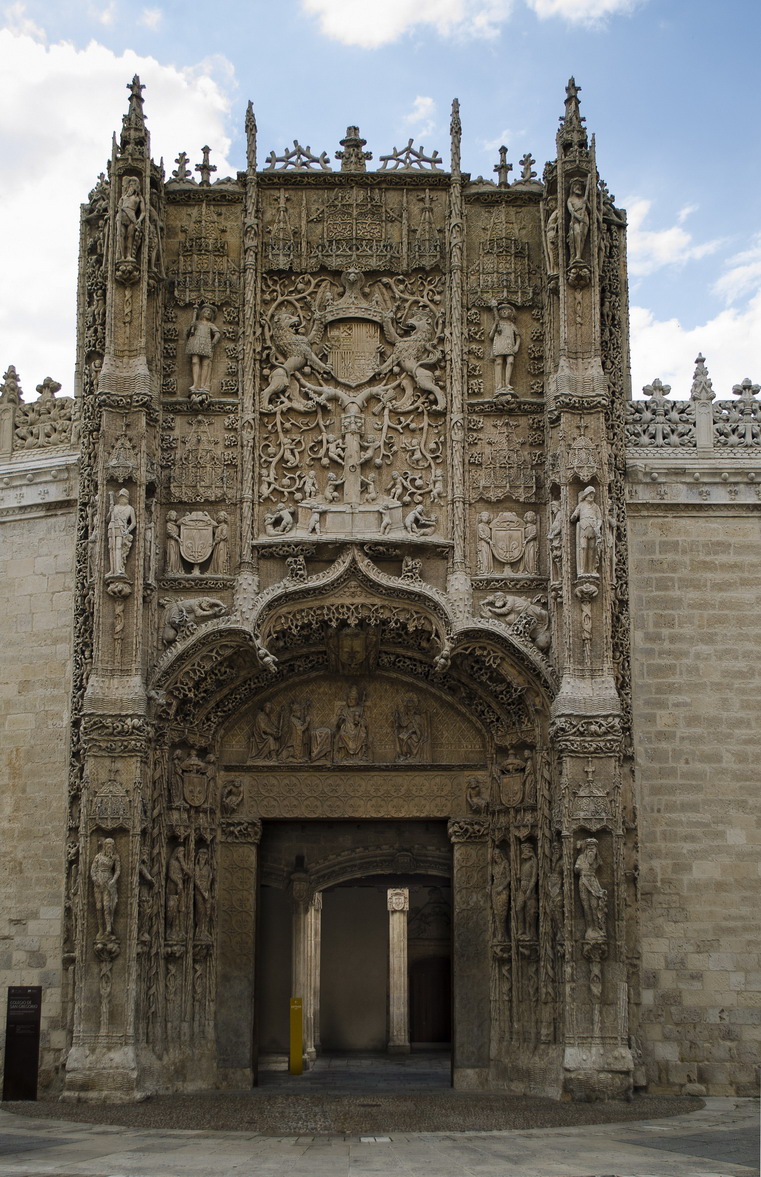 Fachada del colegio de San Gregorio