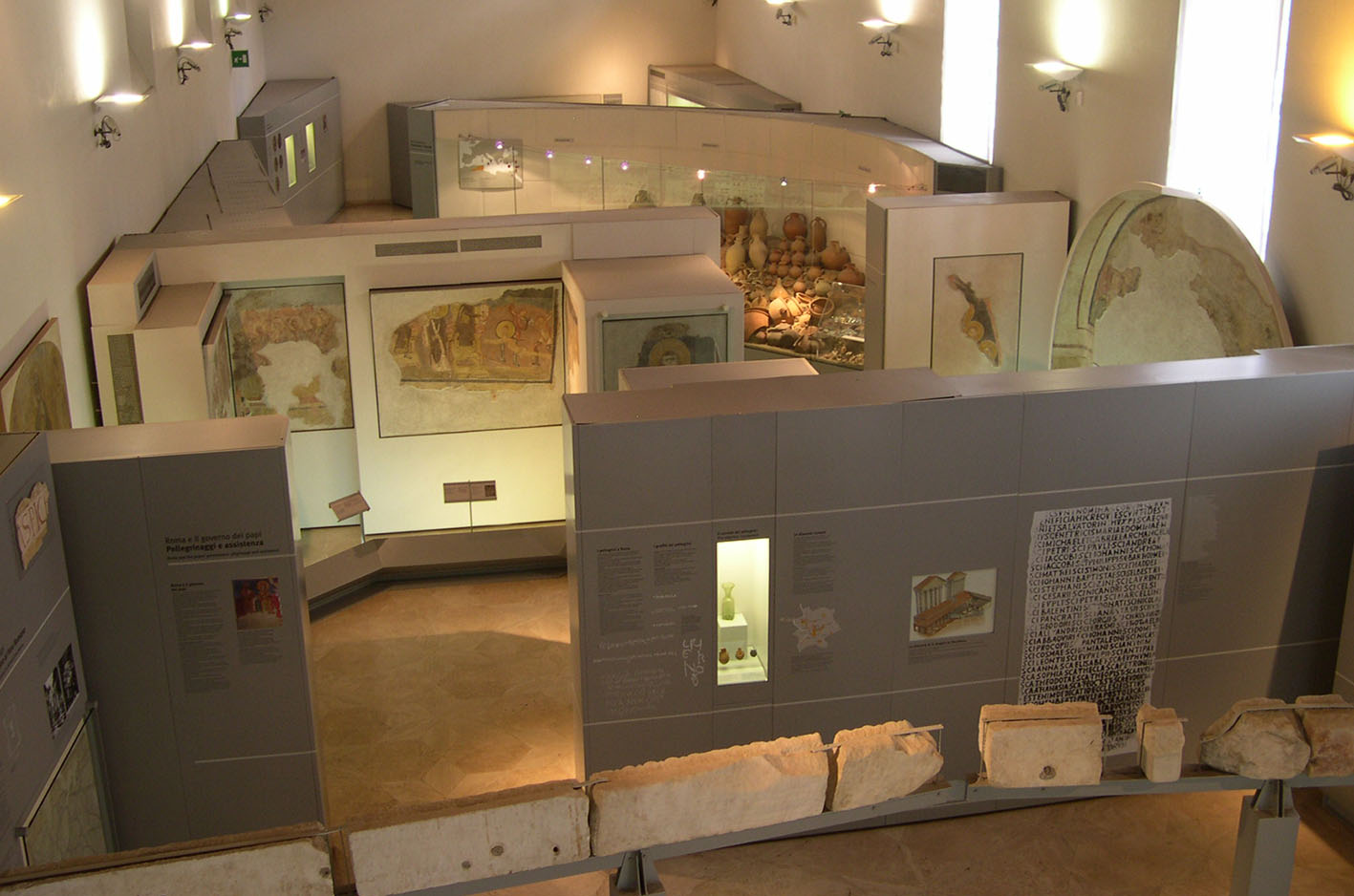 visita a museos y exposiciones de índole arqueológico